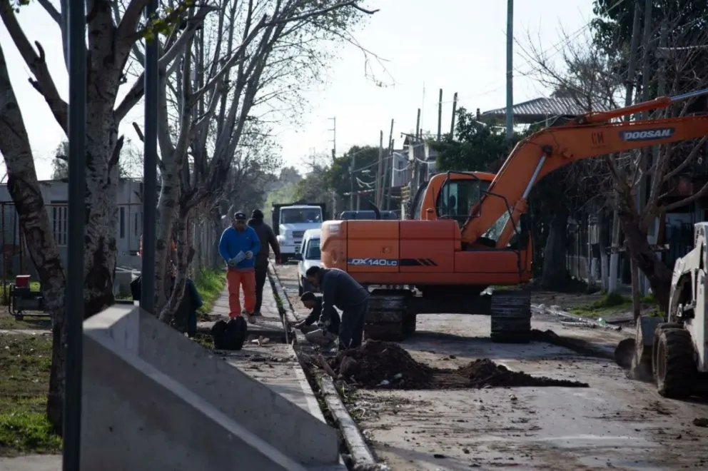Pavimentación en calles de Quilmes.