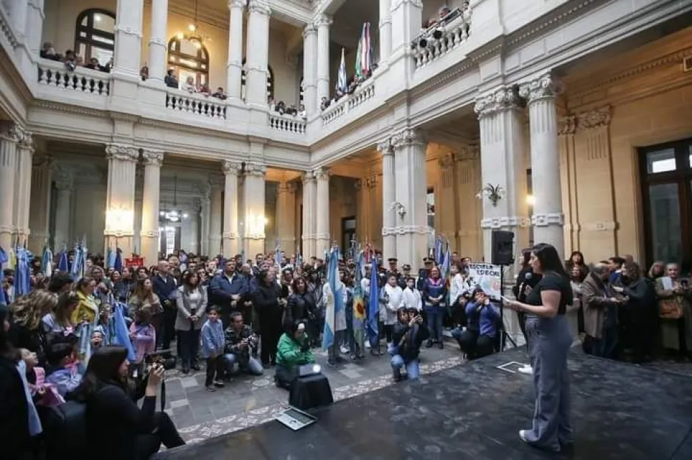 Acto institucional por el 358º aniversario de la ciudad | Enfoque Tres